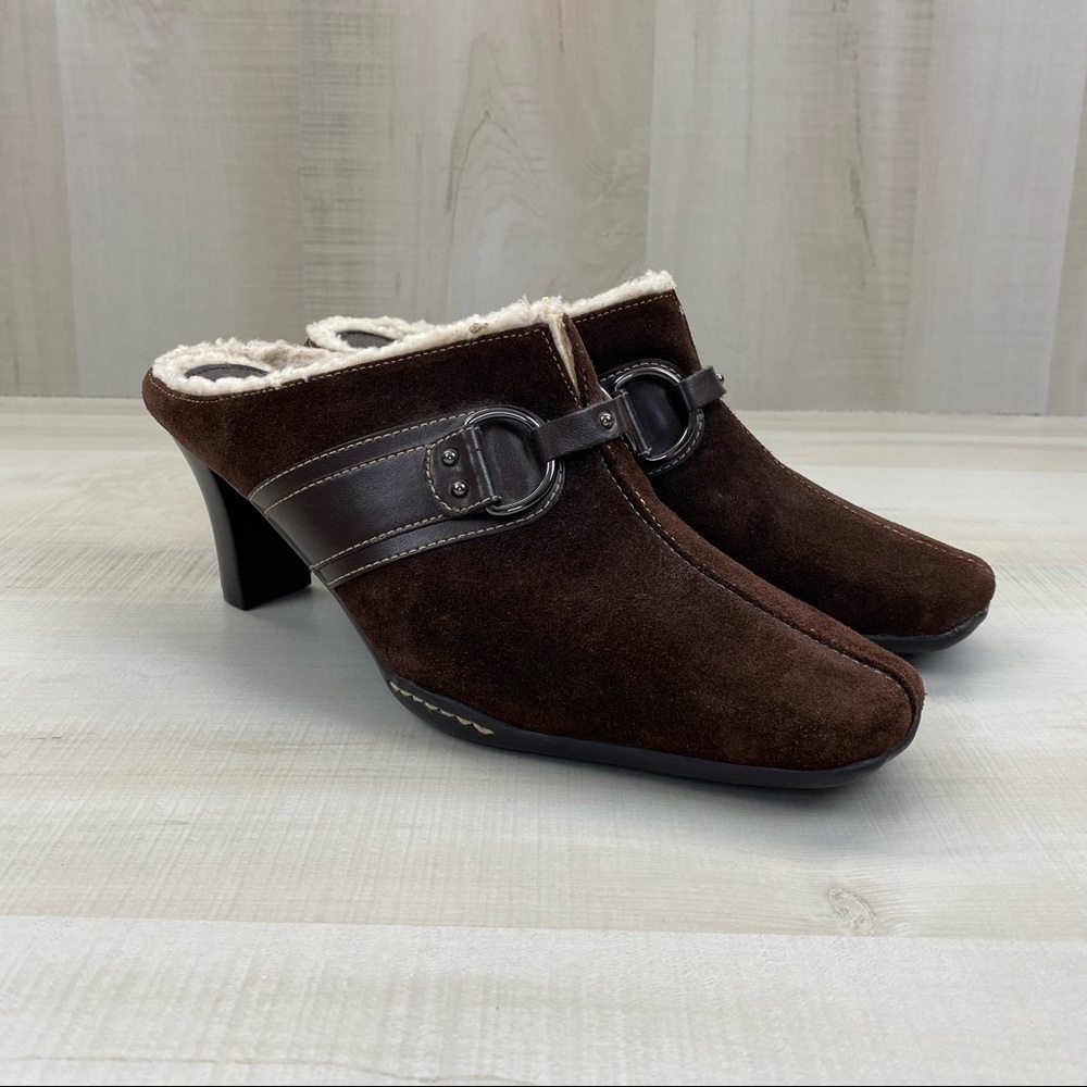 Snapjack Mules A2 by Aerosoles